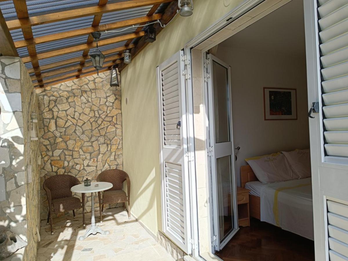 Rooms Rita Црес Екстер'єр фото